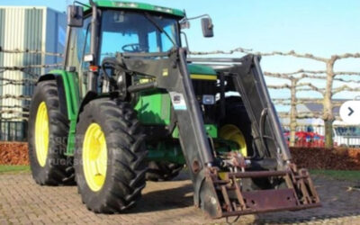 Tractor John Deere