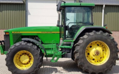 Tractor John Deere