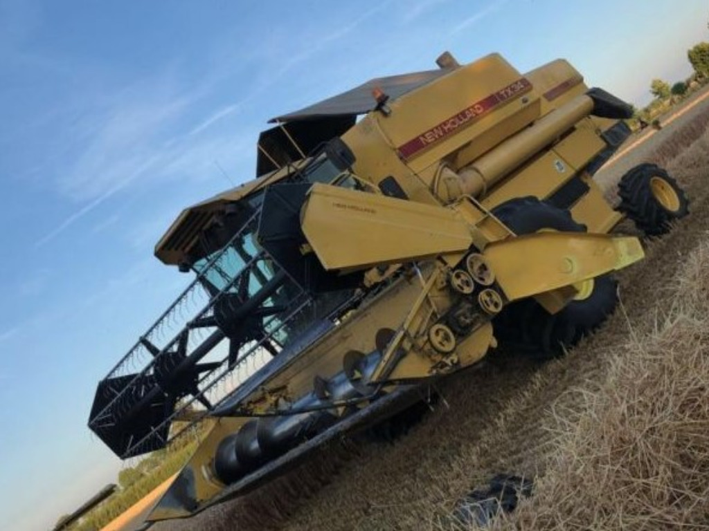 New Holland TX34 Harvester